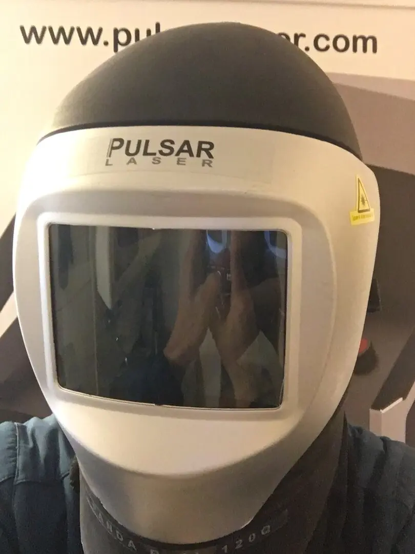 Protège parfaitement vos yeux contre le laser